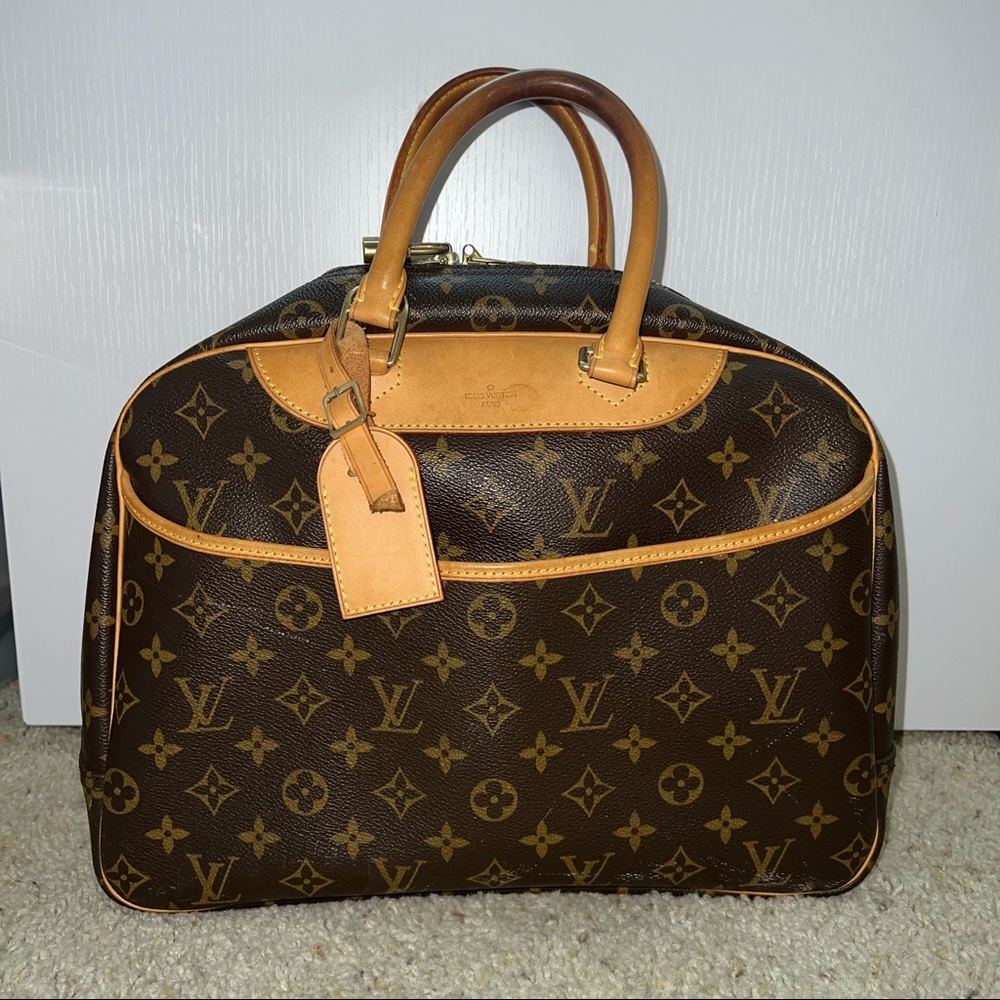 ✨LOUIS VUITTON✨ authentic bag